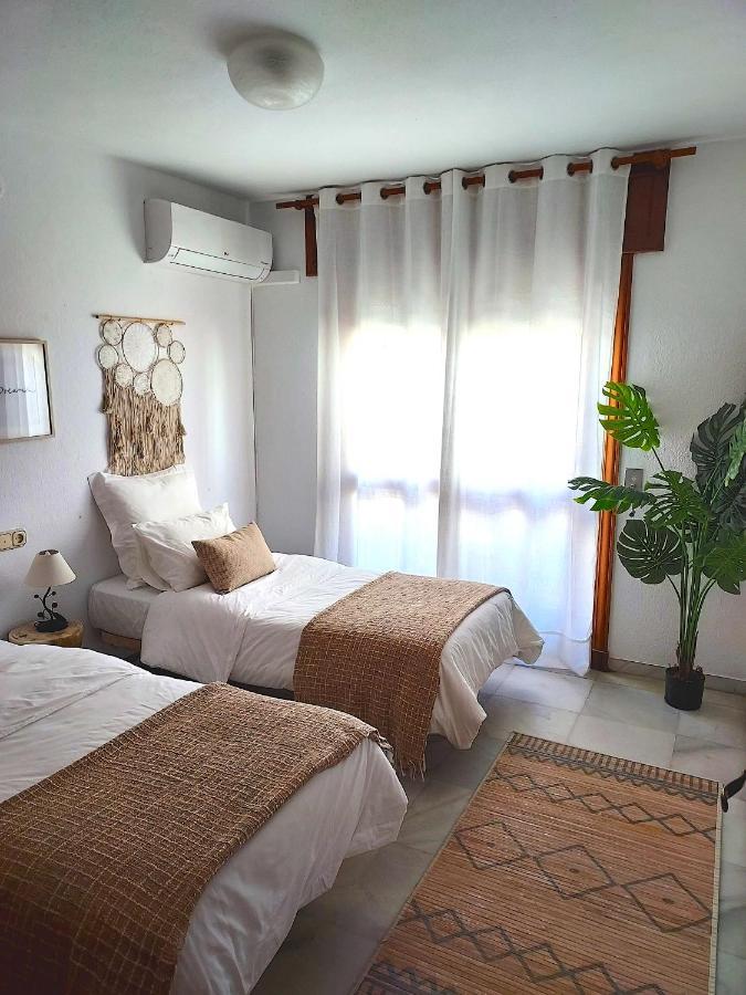 Beachfront Primera Linea De Playa En Casco Antiguo 에스테포나 외부 사진